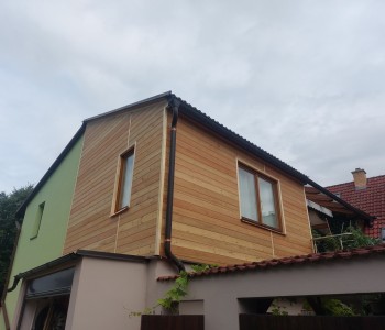 Modřín - fasáda 8/23